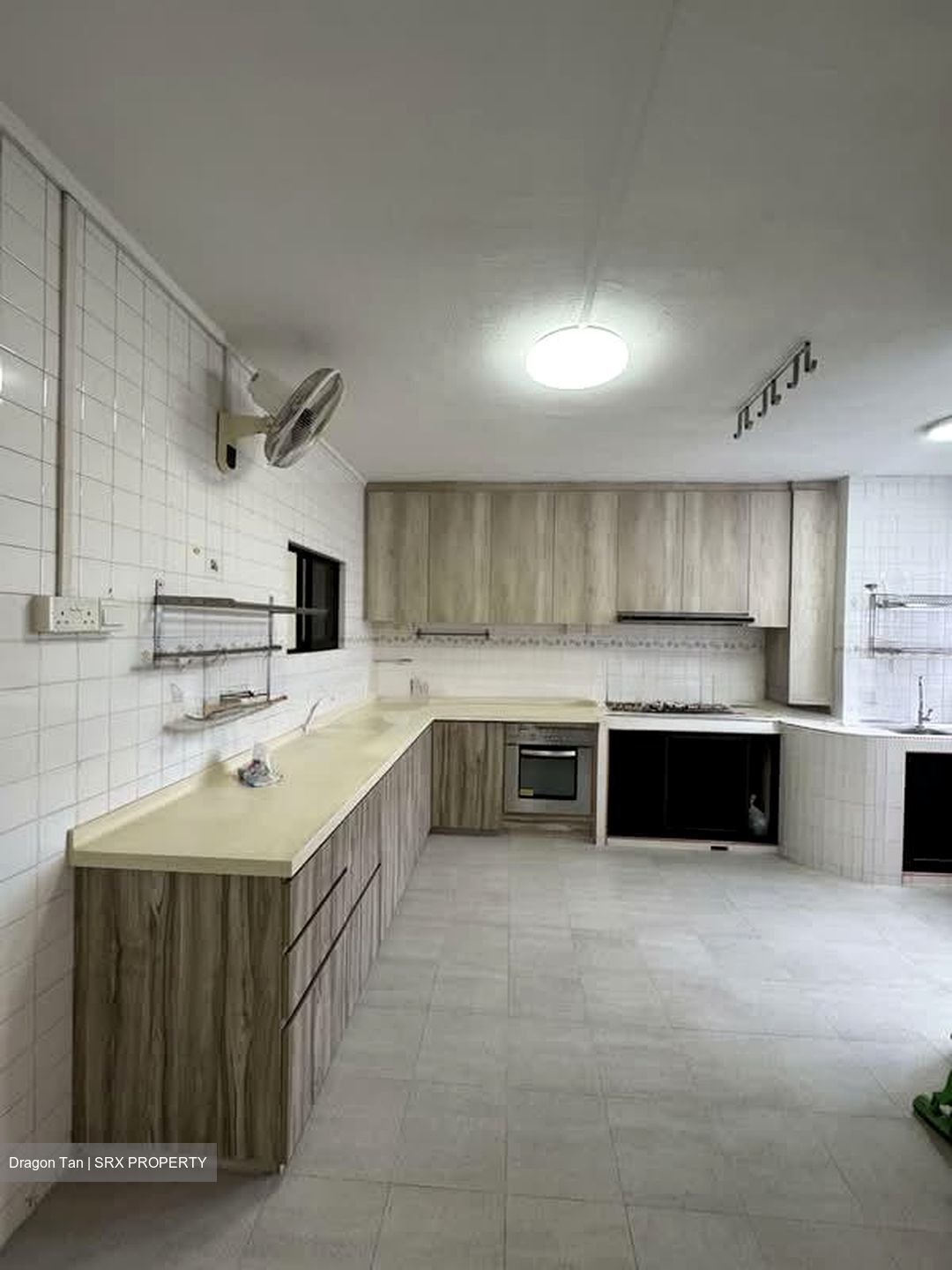 Blk 522 Hougang Avenue 6 (Hougang), HDB Executive #586178331